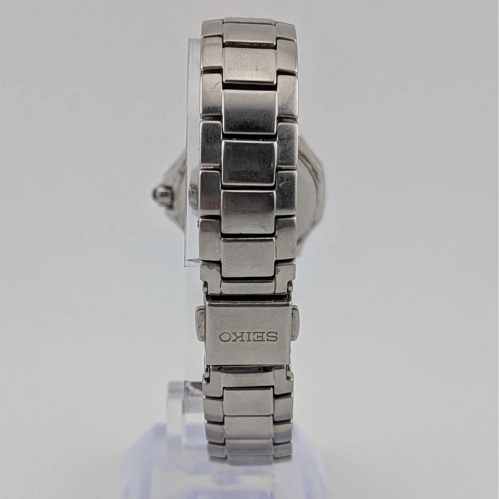 Seiko Coutura 7N82-0BF0 Diamond Bezel MOP Sapphire Women's Watch 28mm 7
